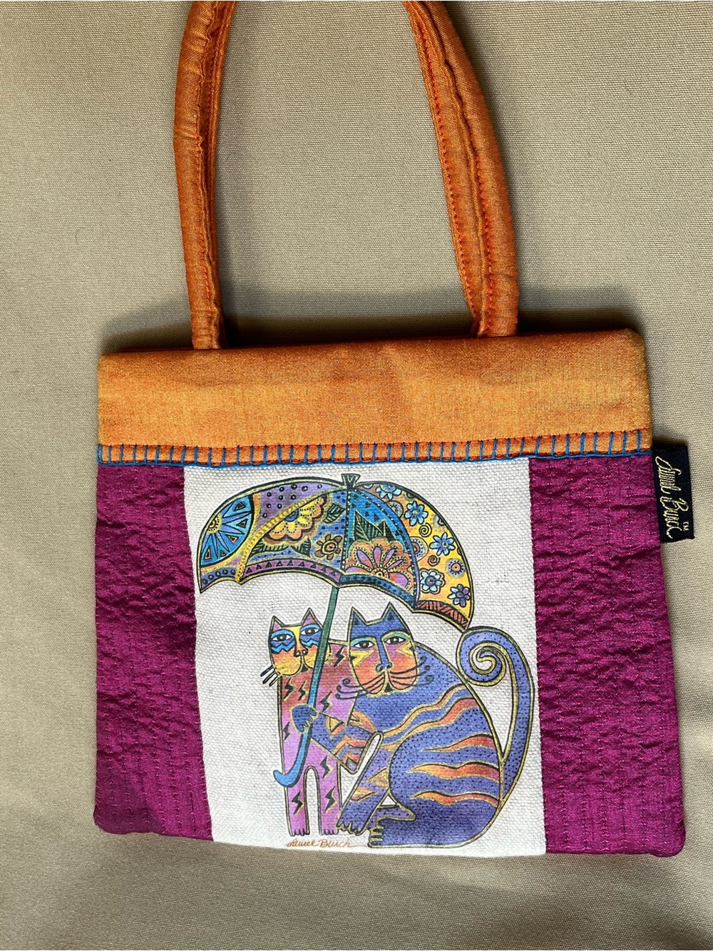 Laurel Burch Sm Tote/Bag. Iridescent Orange & Multi color cats/umbrella